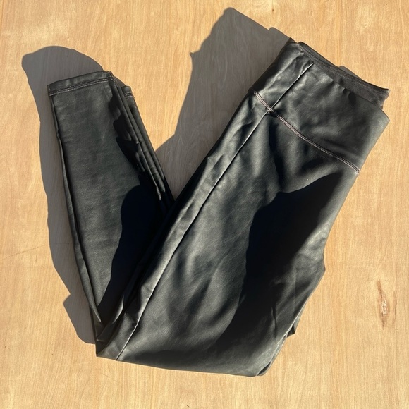 athleta vegan all over gleam tight stretchy leggings in black medium - Picture 8 of 8